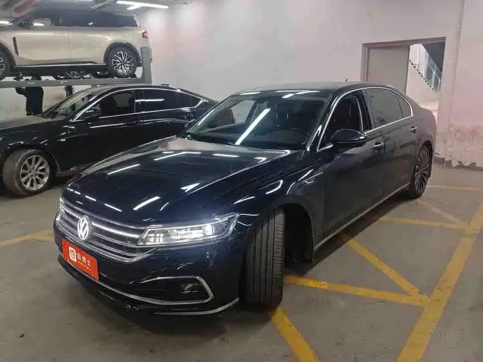 Volkswagen Phideon — фото 1