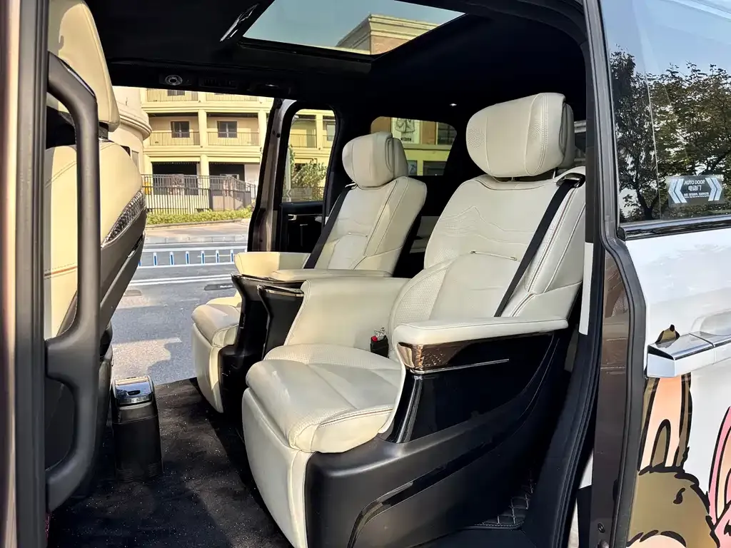 GAC Motor Trumpchi M8 — фото 3
