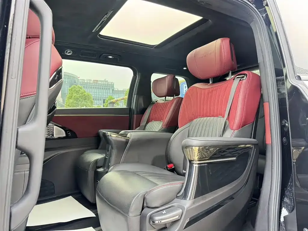GAC Motor Trumpchi M8 — фото 3