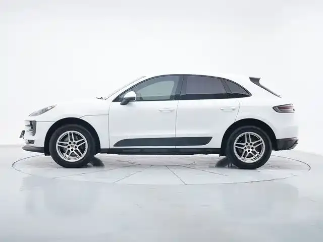 Porsche Macan — фото 5