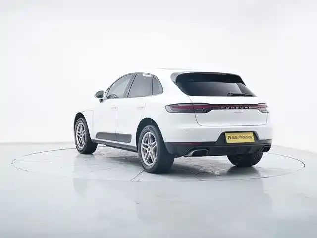 Porsche Macan — фото 8
