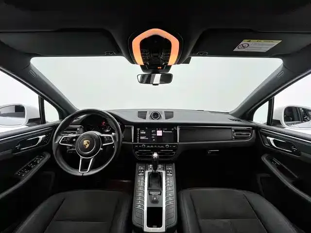 Porsche Macan — фото 10