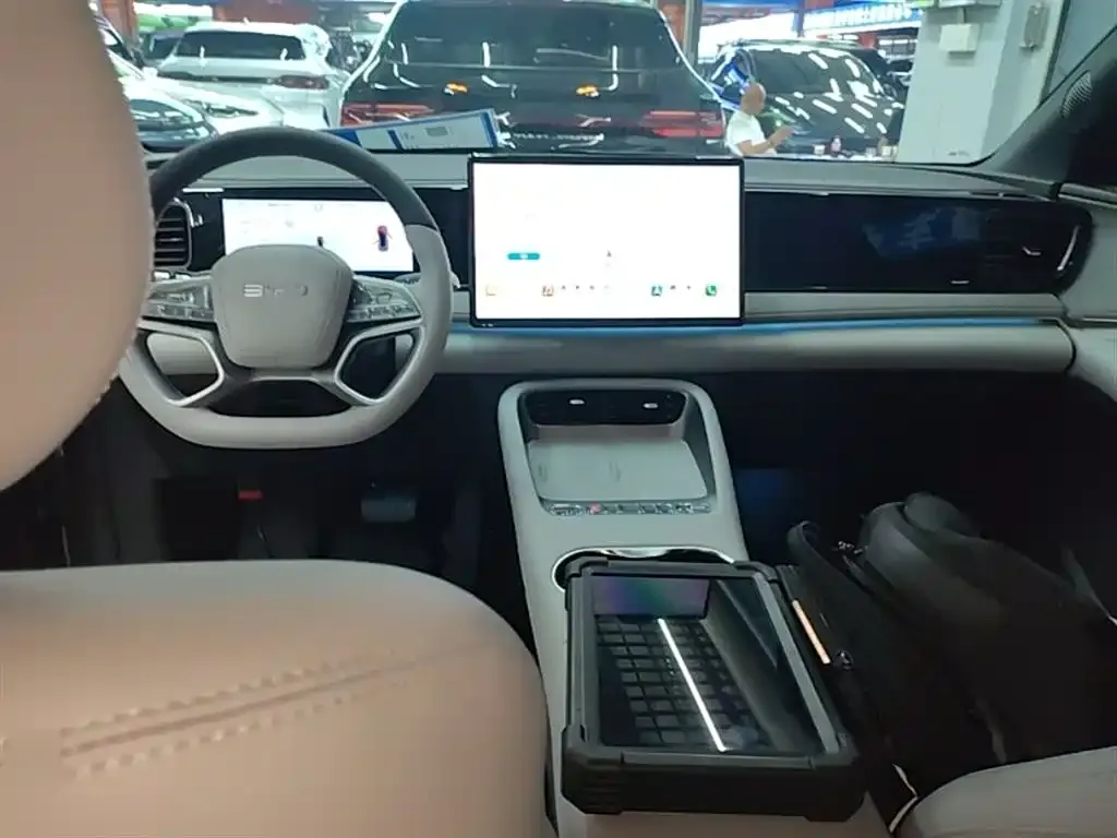BYD Hiace 06 2025 из CN, фото 3