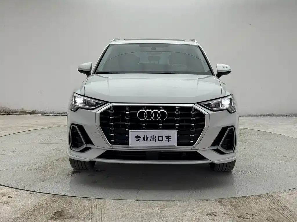 Audi Q3 — фото 2