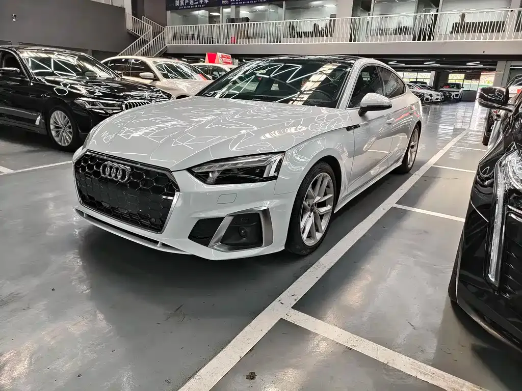 Audi A5 (Import) 2022 из CN, фото 1