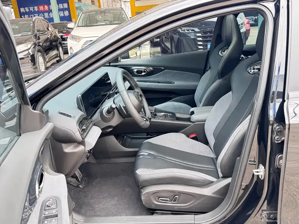 GAC Motor Shadow Leopard — фото 4