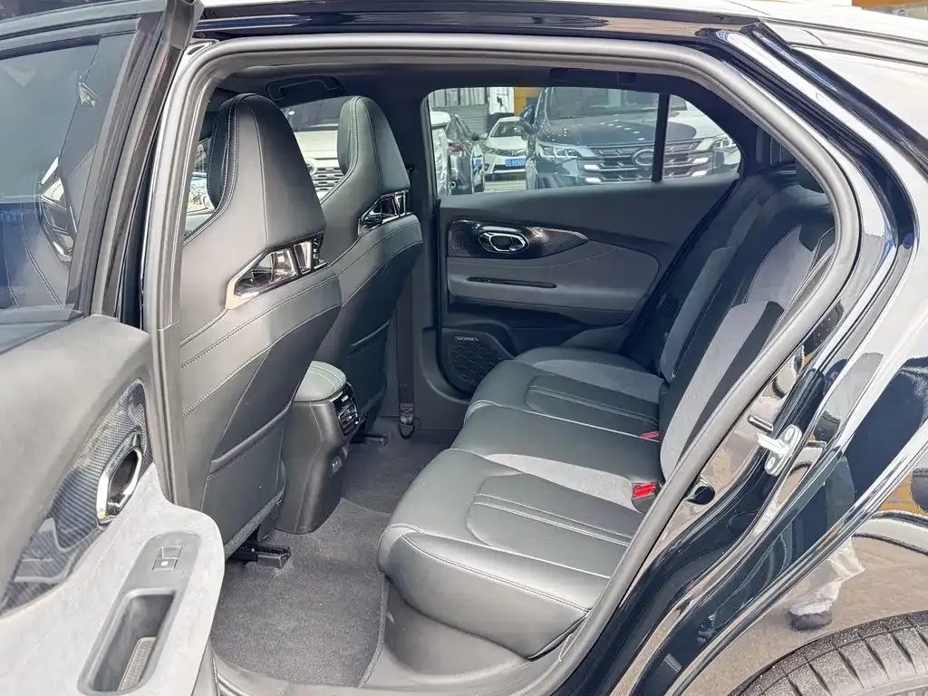 GAC Motor Shadow Leopard — фото 7