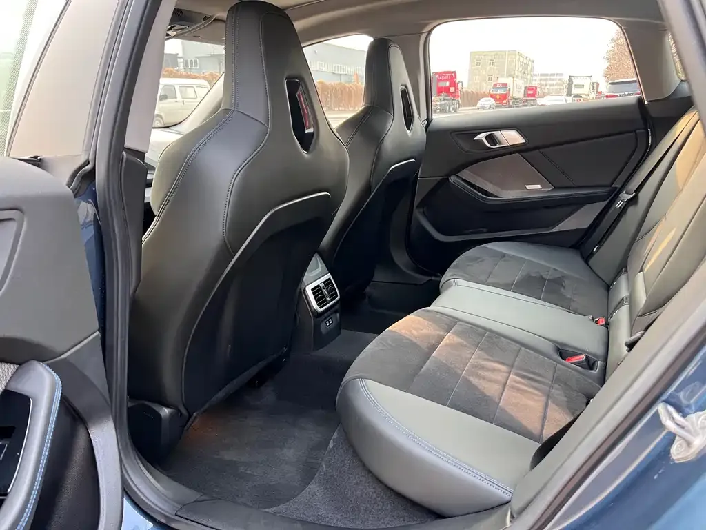 BMW 2 Series — фото 2
