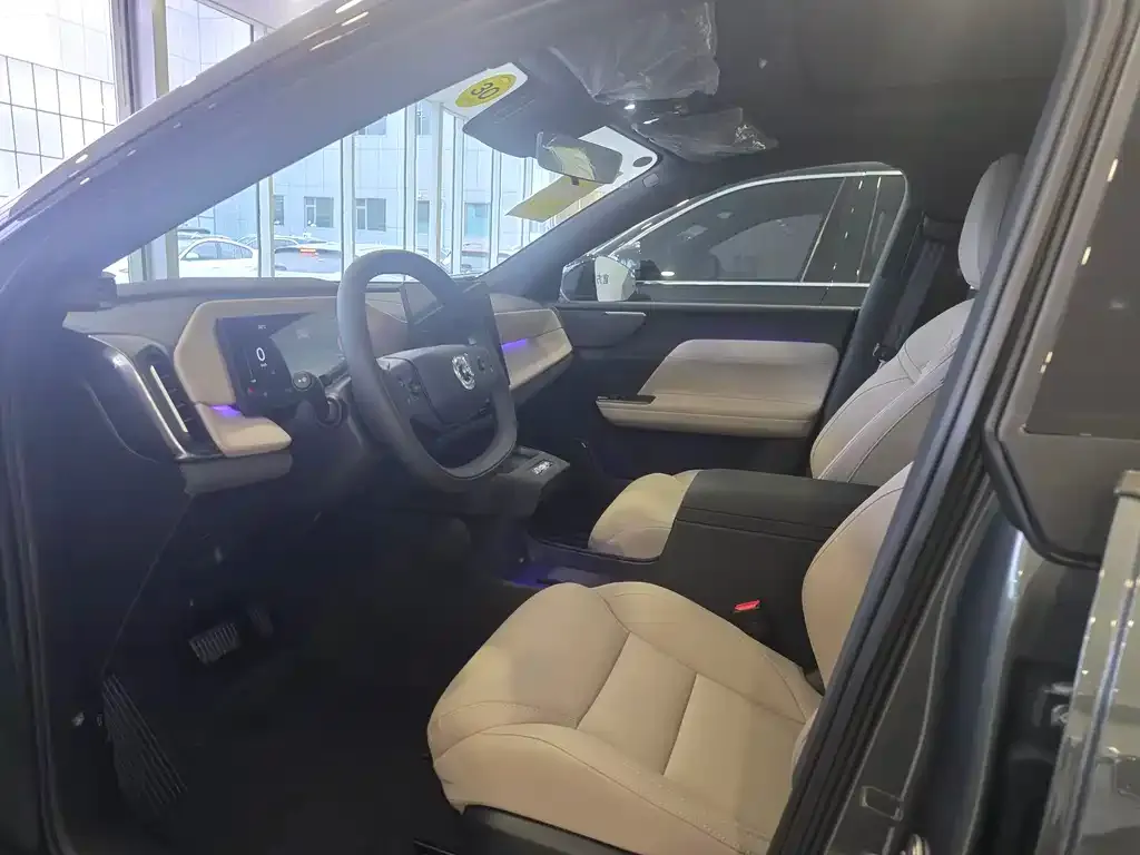 Volvo XC70 Plug-in Hybrid 2026 из CN, фото 7
