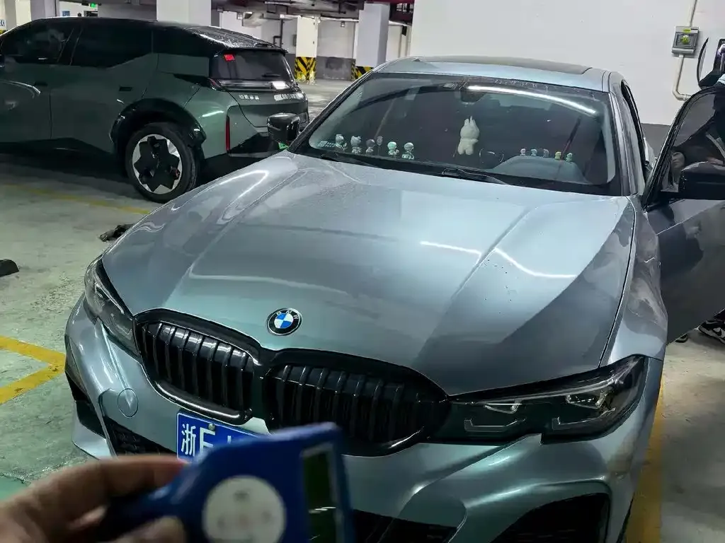 BMW 3 Series — фото 1