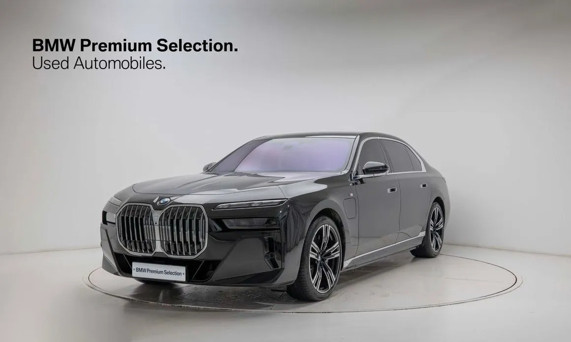 BMW 7-Series