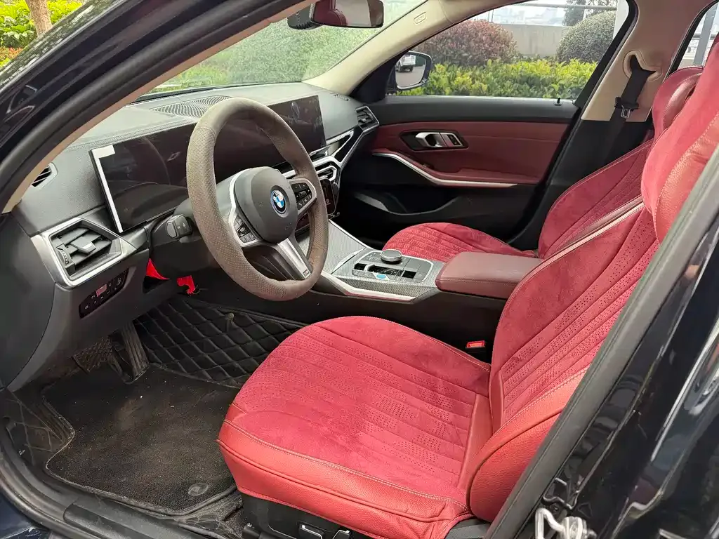 BMW i3 — фото 7