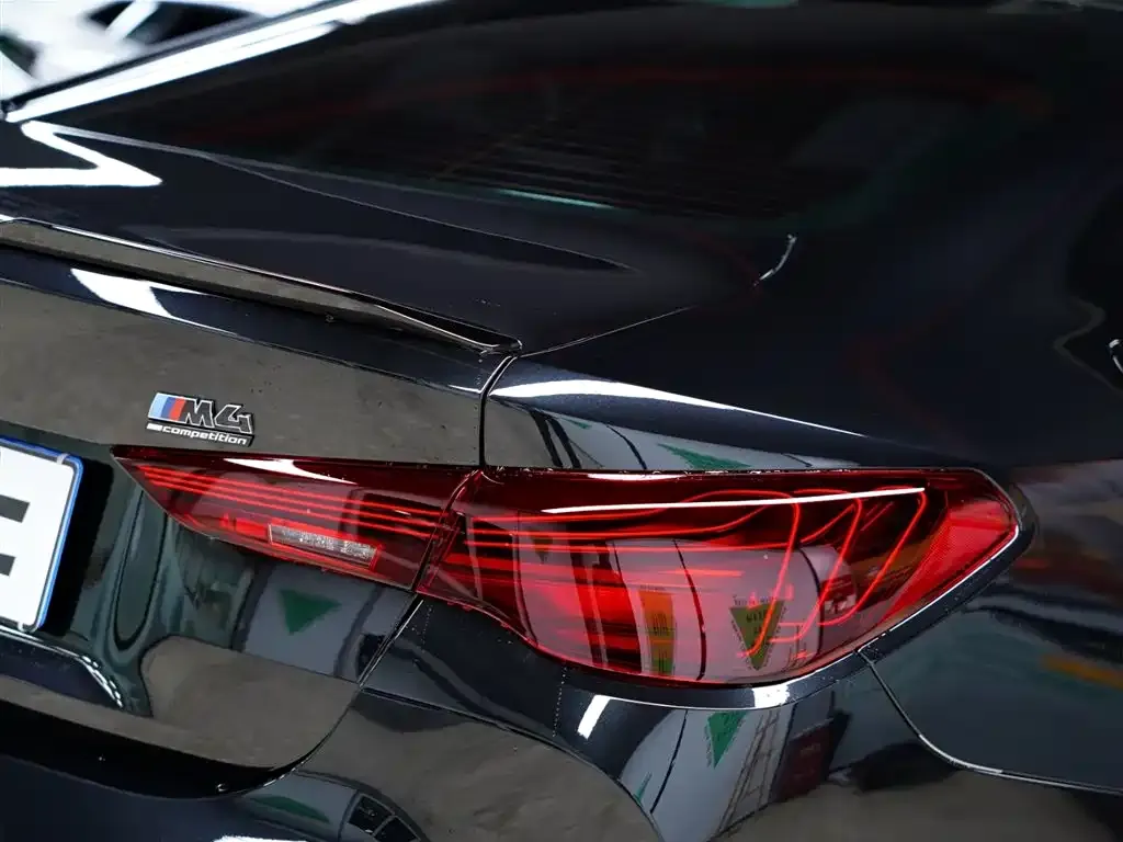 BMW M4 — фото 9
