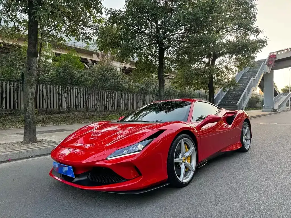 Ferrari F8
