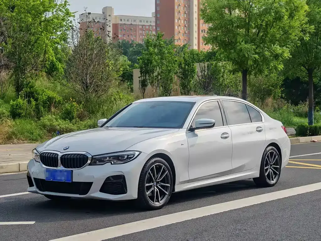 BMW 3 Series — фото 1