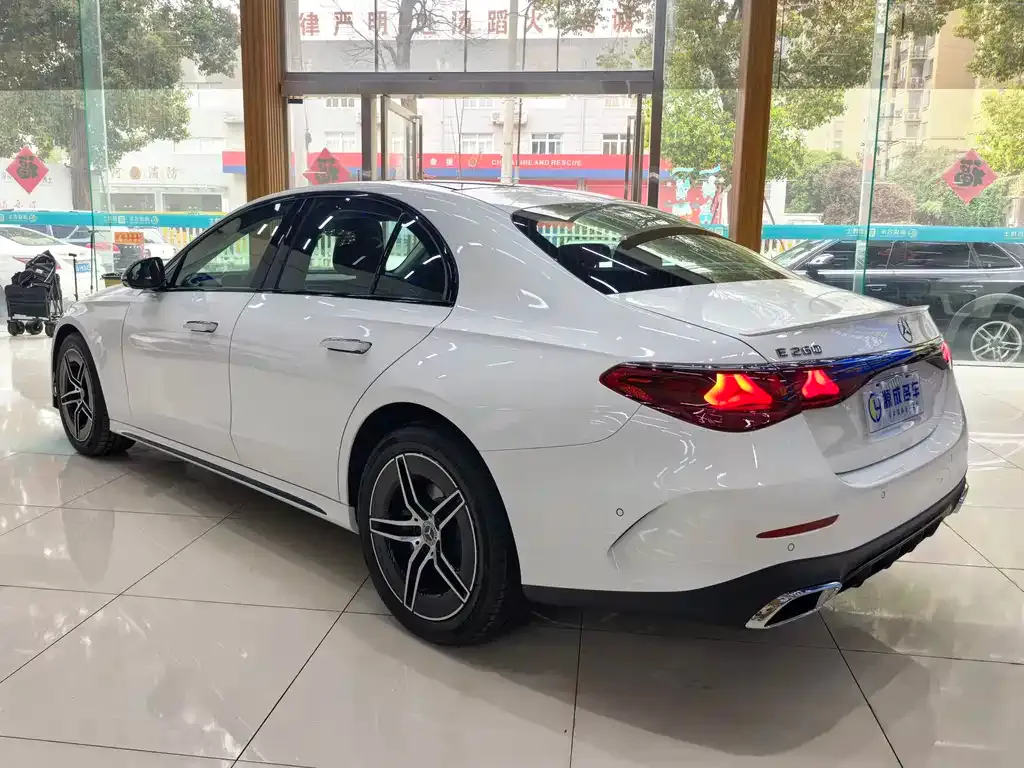 Mercedes-Benz E-Class (Import) — фото 10