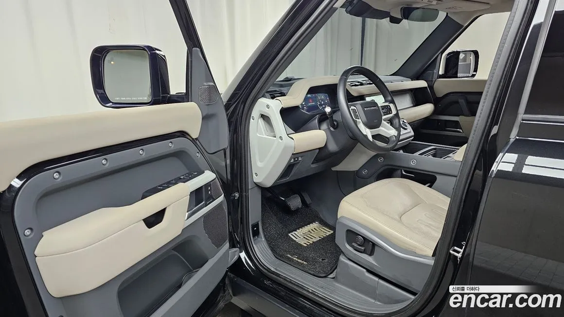 Land Rover Defender 2022 из KR, фото 2