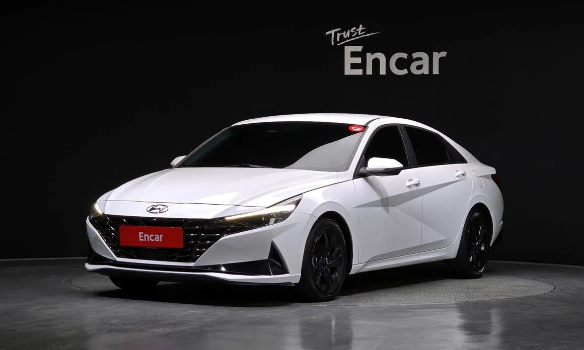 Hyundai AVANTE 2023 из KR, фото 1
