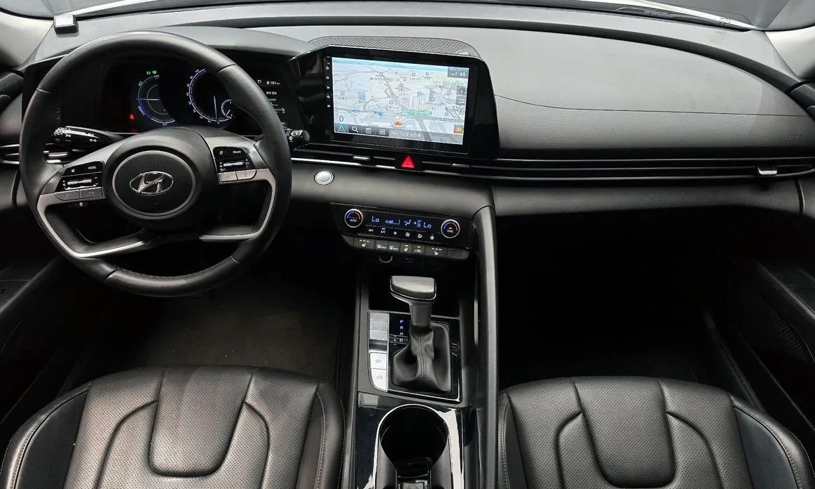 Hyundai AVANTE 2023 из KR, фото 10