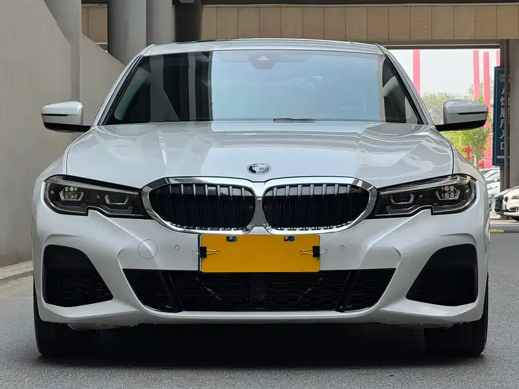 BMW 3 Series — фото 4