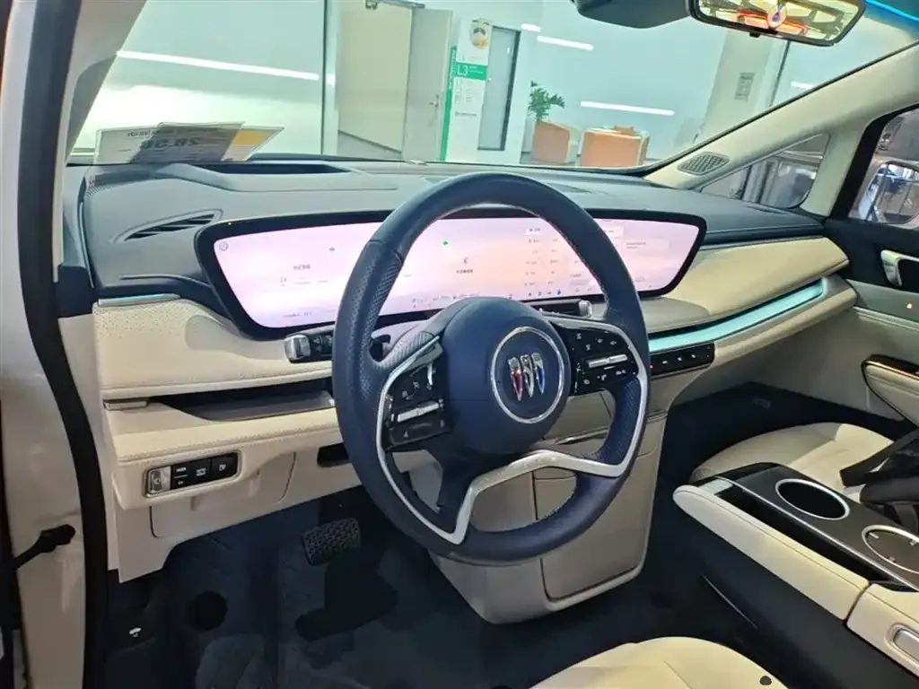 Buick GL8 Hybrid — фото 3
