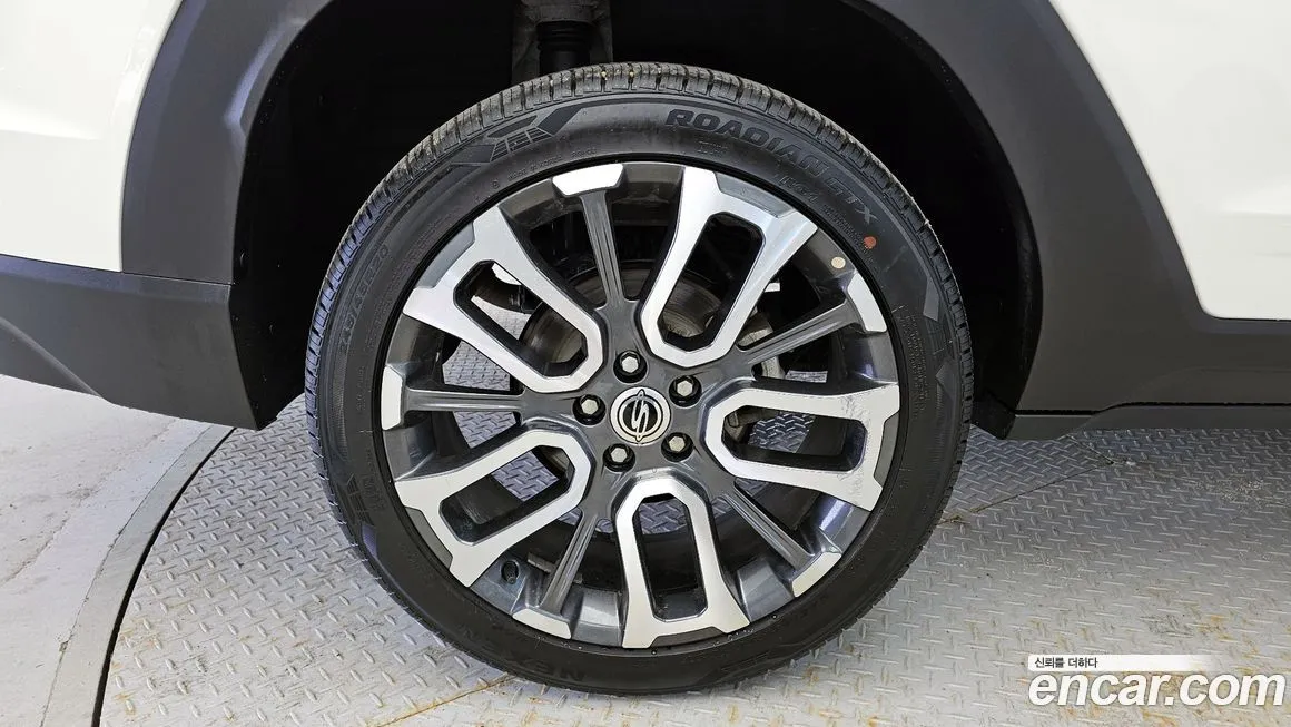 KG Mobility (Ssangyong) Torres — фото 9