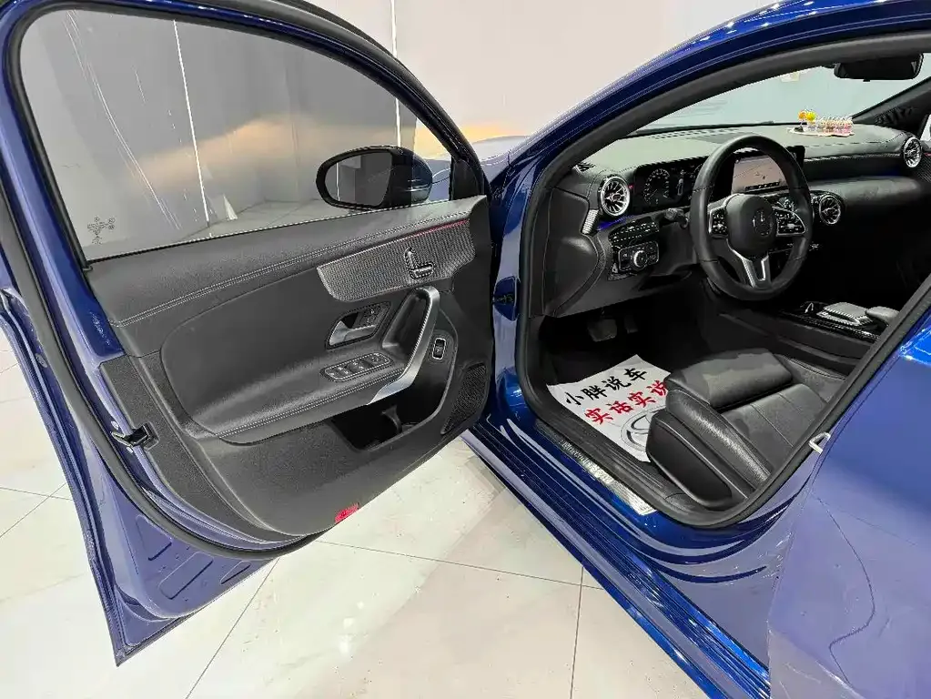 Mercedes-Benz A-Class — фото 10