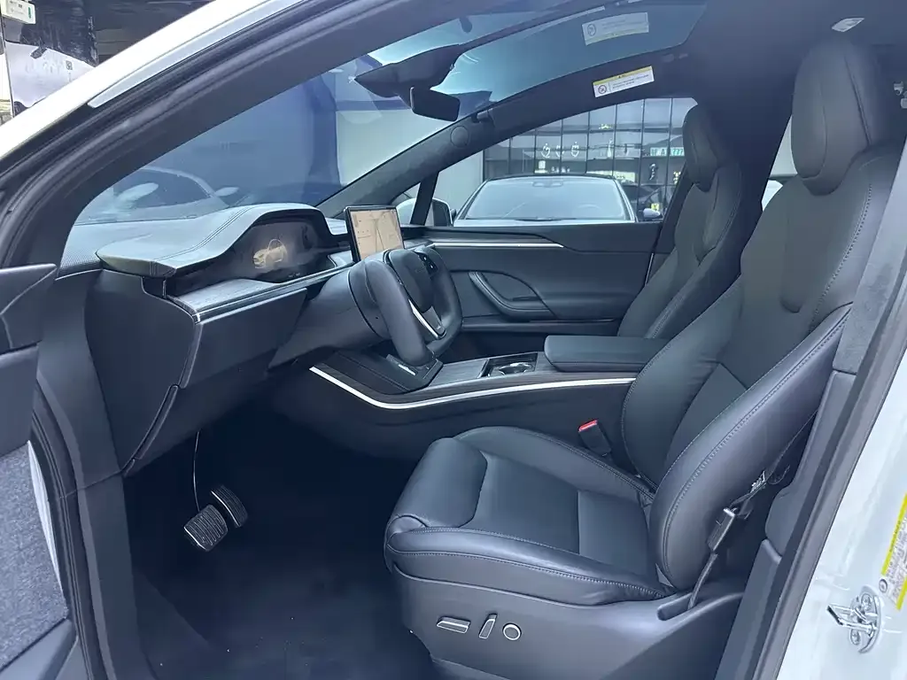 Tesla Model X 2023 из CN, фото 3