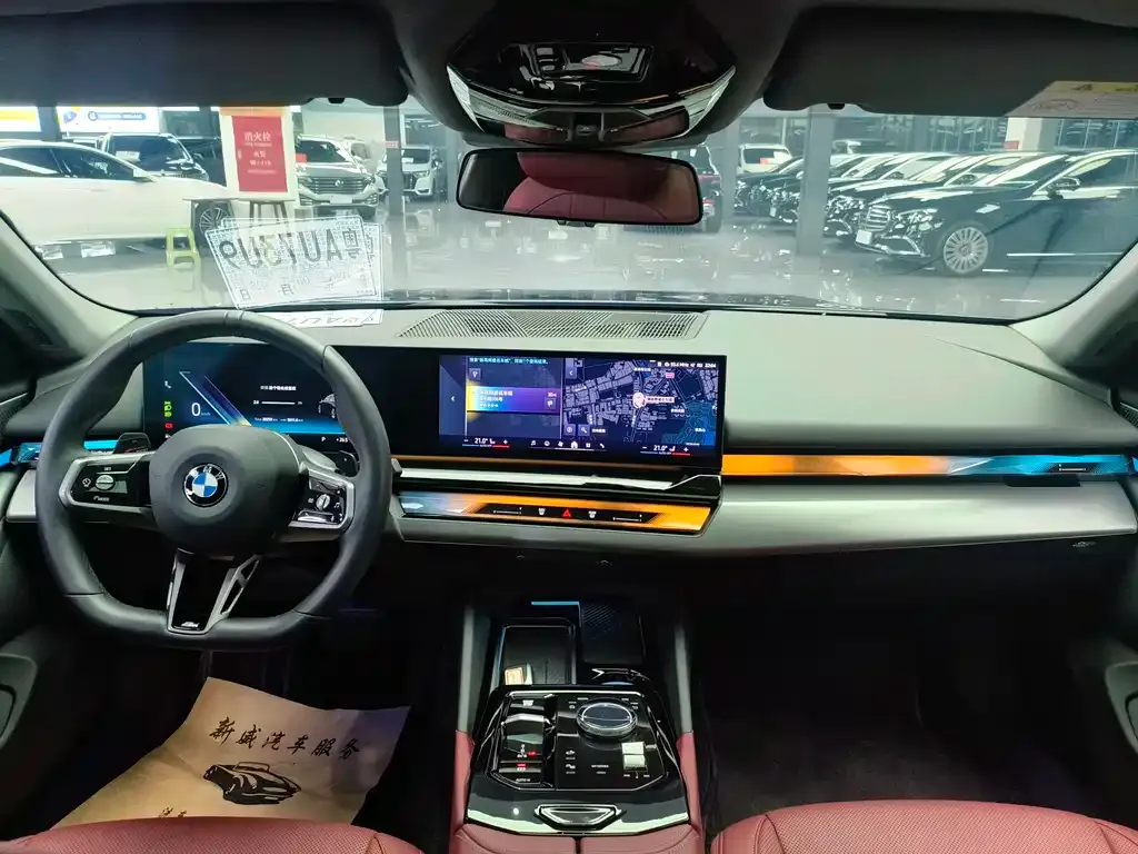 BMW 5 Series — фото 5