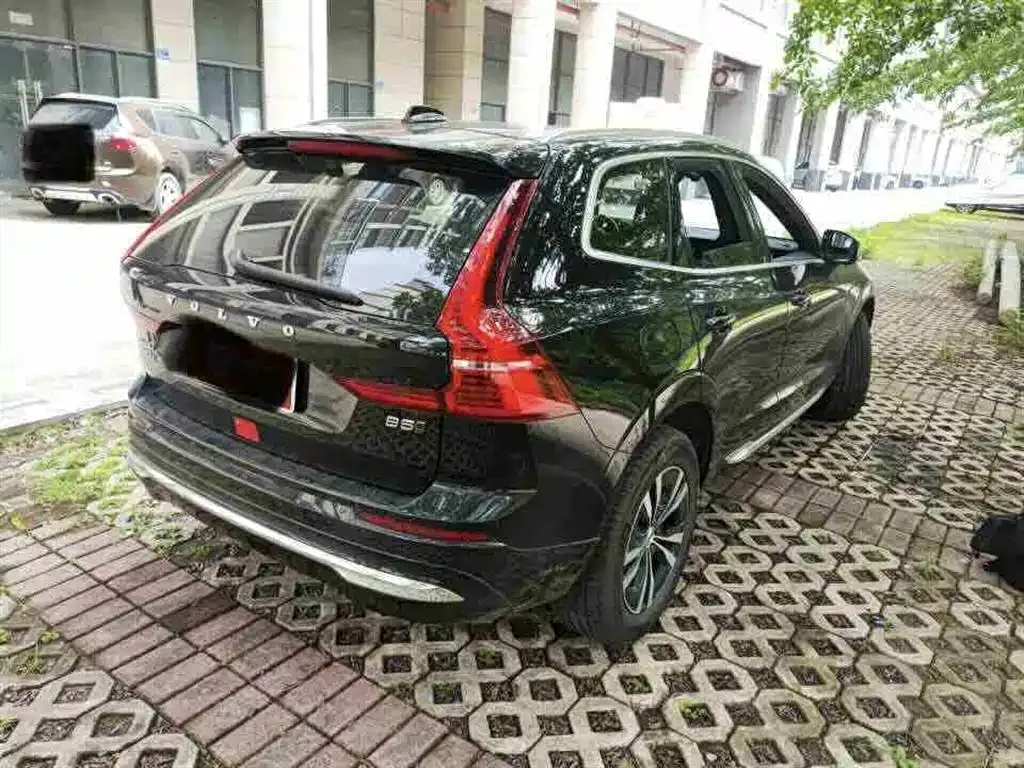 Volvo XC60 — фото 4