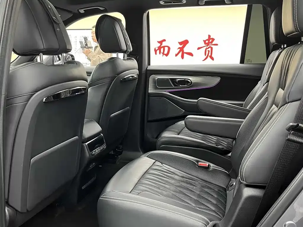 GAC Motor Trumpchi GS8 — фото 2
