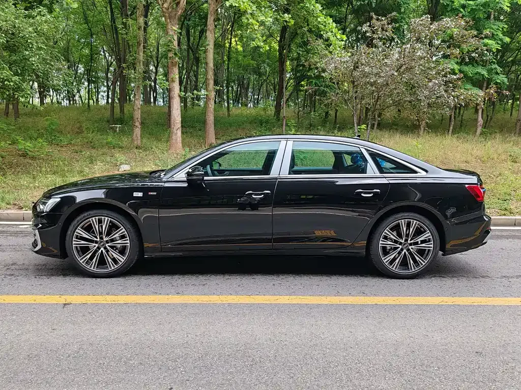Audi A6L — фото 4