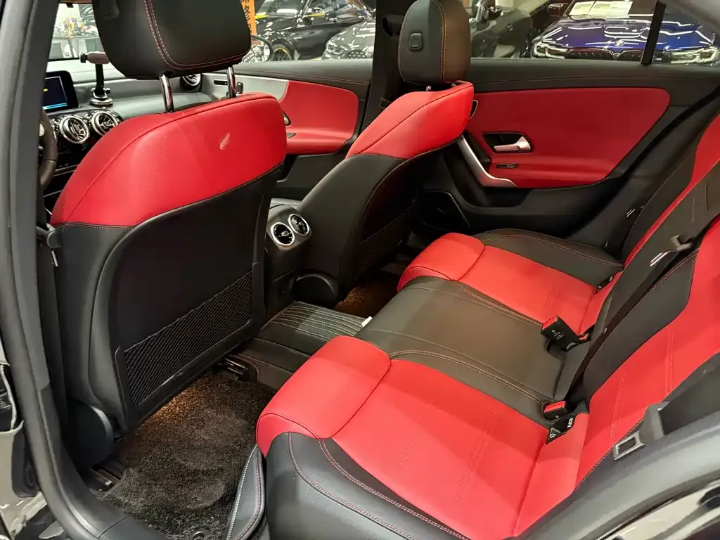 Mercedes-Benz A-Class AMG — фото 5