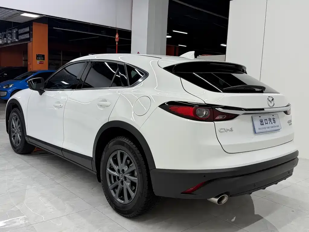 Mazda CX-4 — фото 9