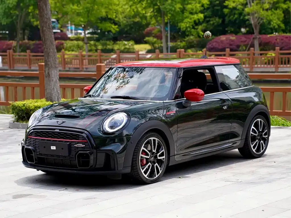 MINI JCW (John Cooper Works)