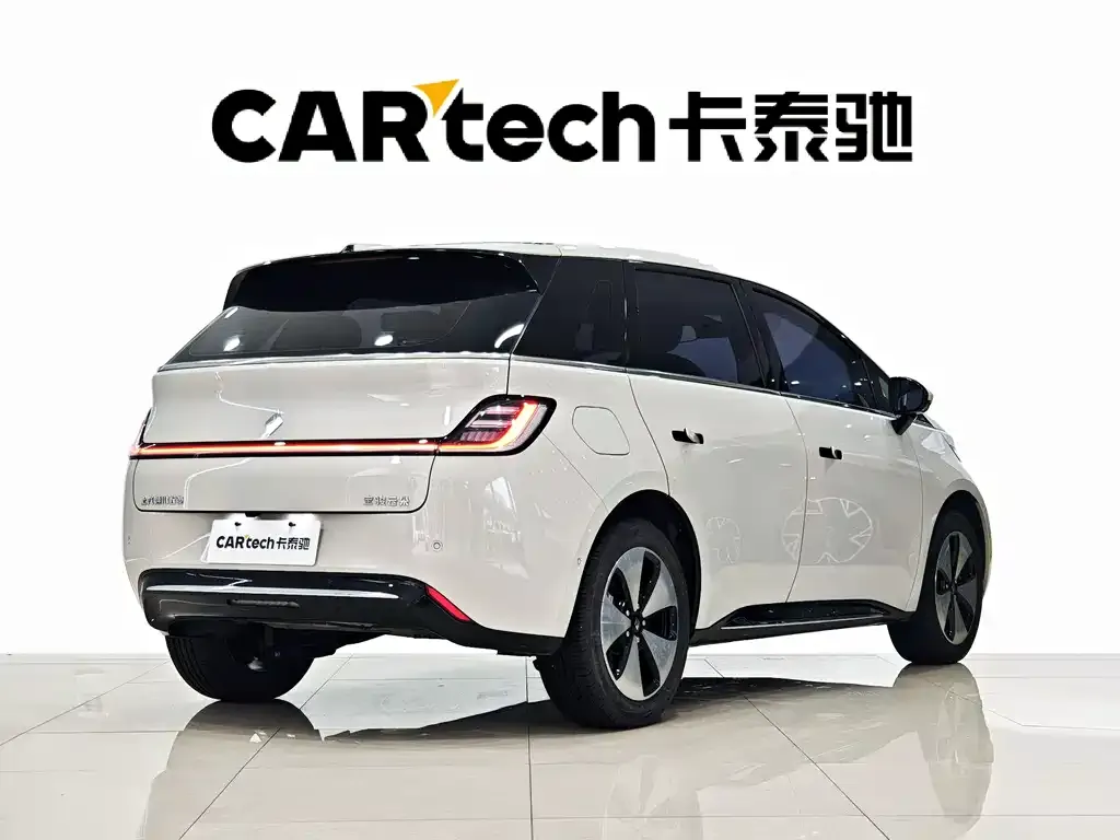 Baojun Yunduo — фото 3