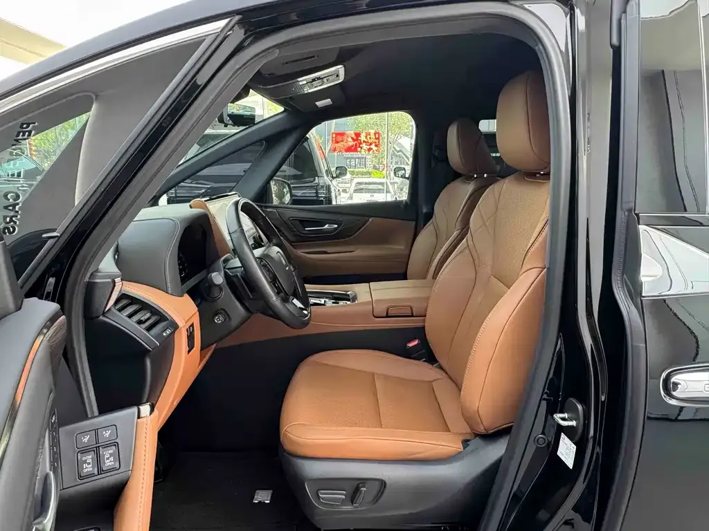 Toyota Vellfire — фото 3