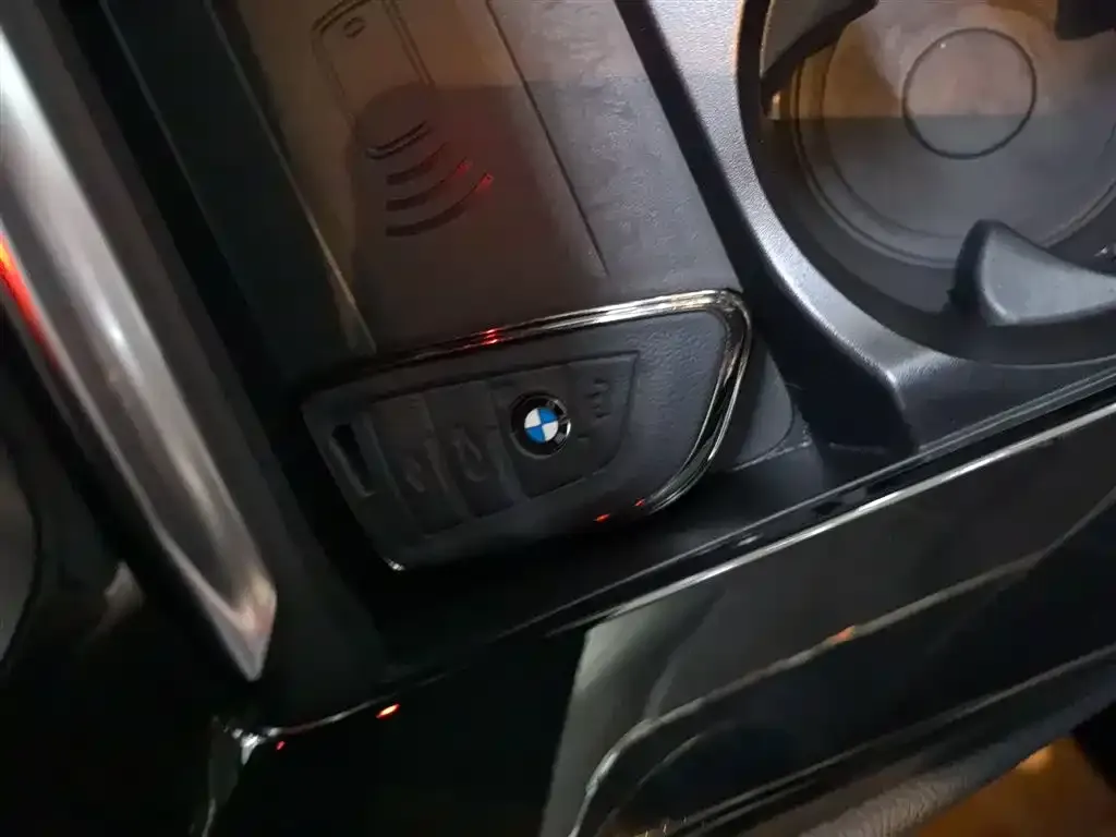 BMW X3 — фото 2