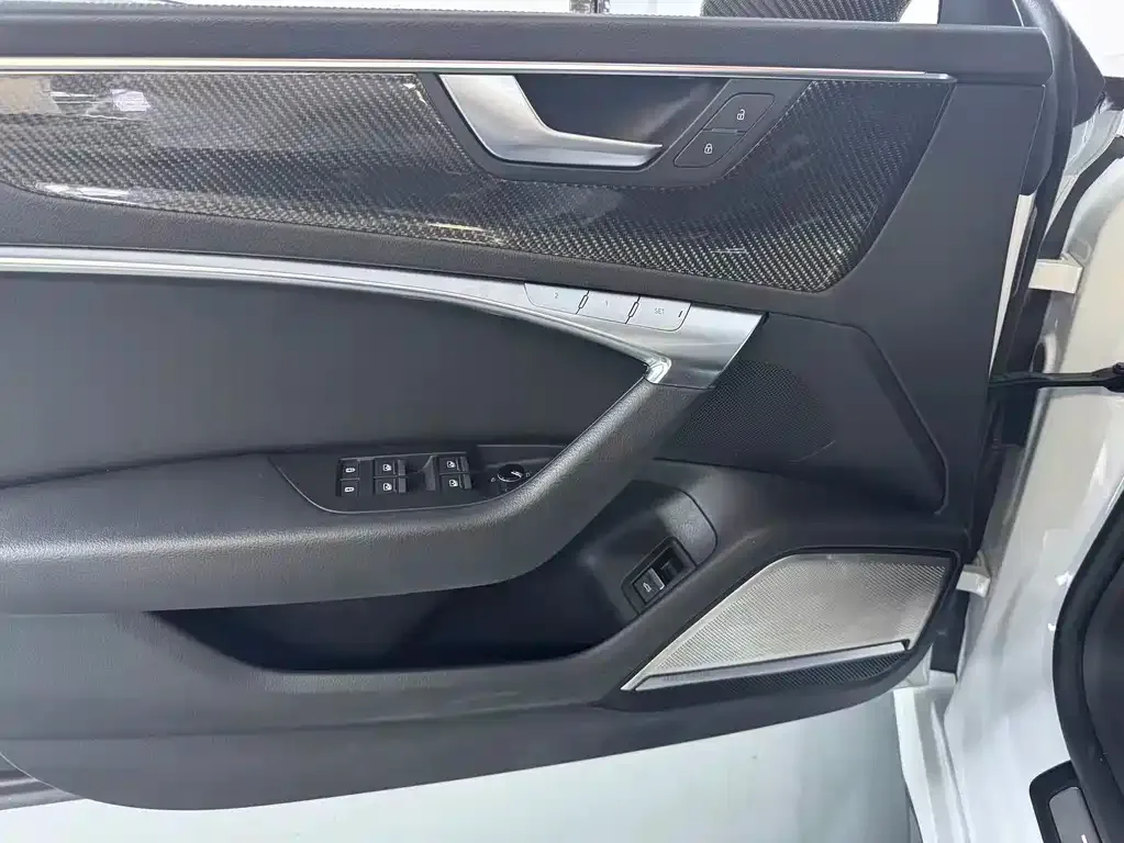 Audi A7 2021 из CN, фото 9
