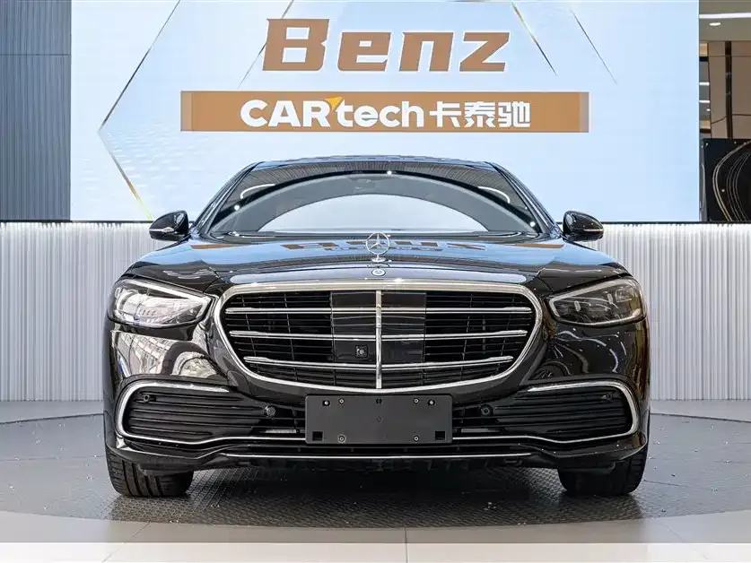 Mercedes-Benz S-Class — фото 1