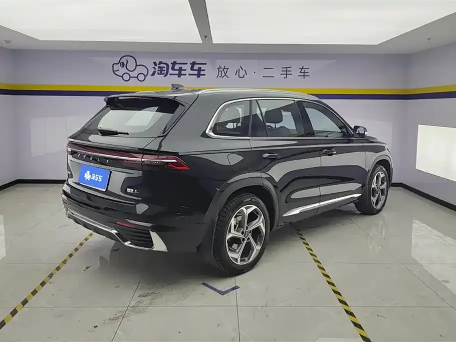 Geely Xingyue L — фото 8