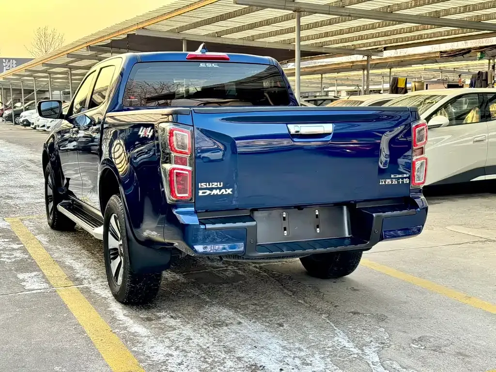 Isuzu D-MAX 2023 из CN, фото 9
