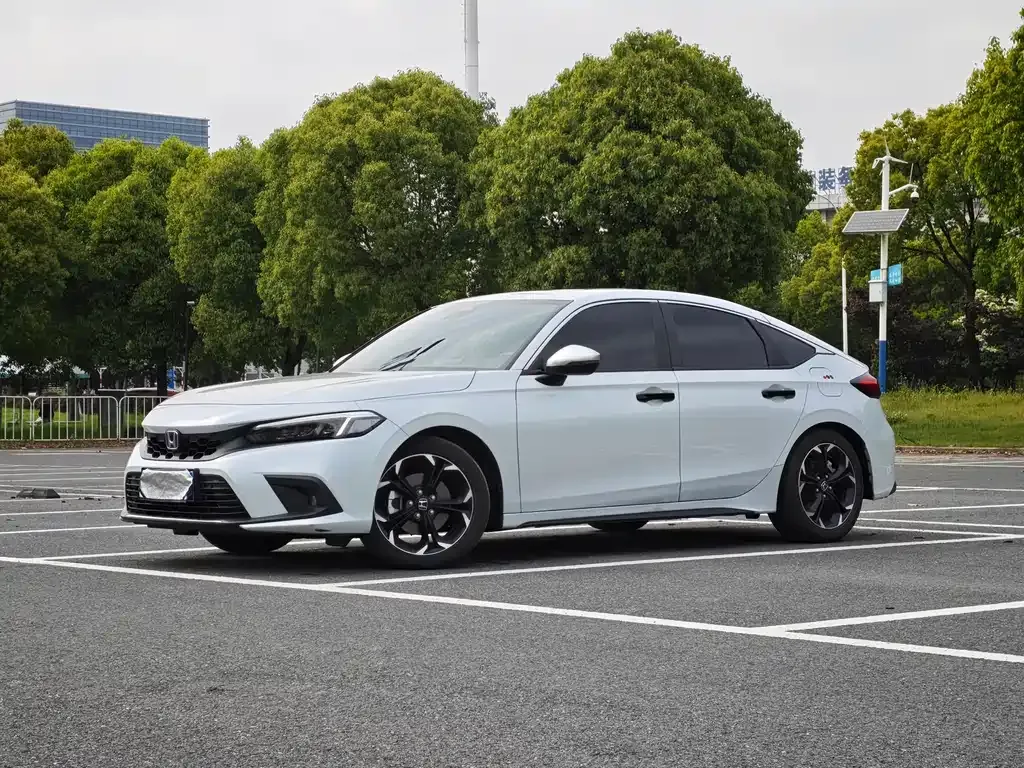 Honda Civic — фото 1