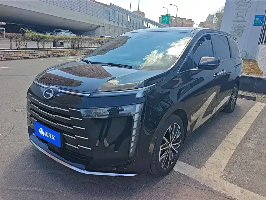 GAC Motor Trumpchi E8