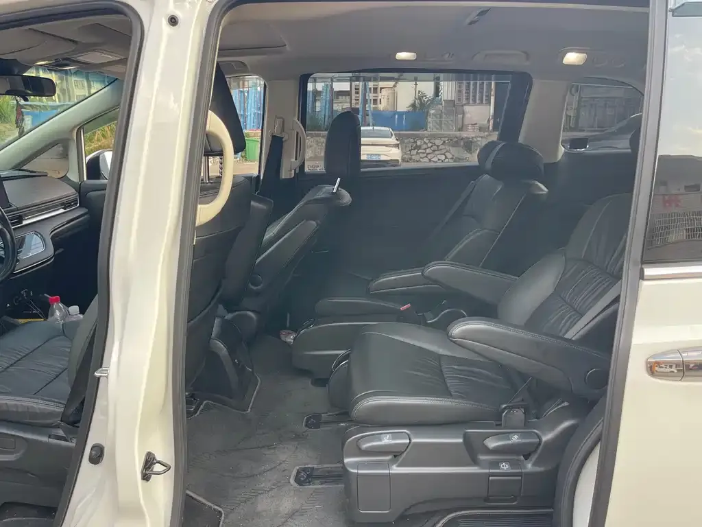 Honda Odyssey 2024 из CN, фото 4