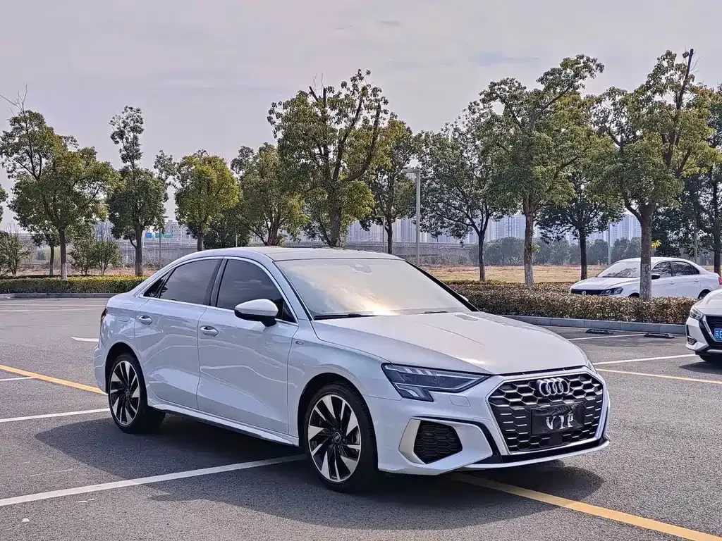 Audi A3 — фото 10