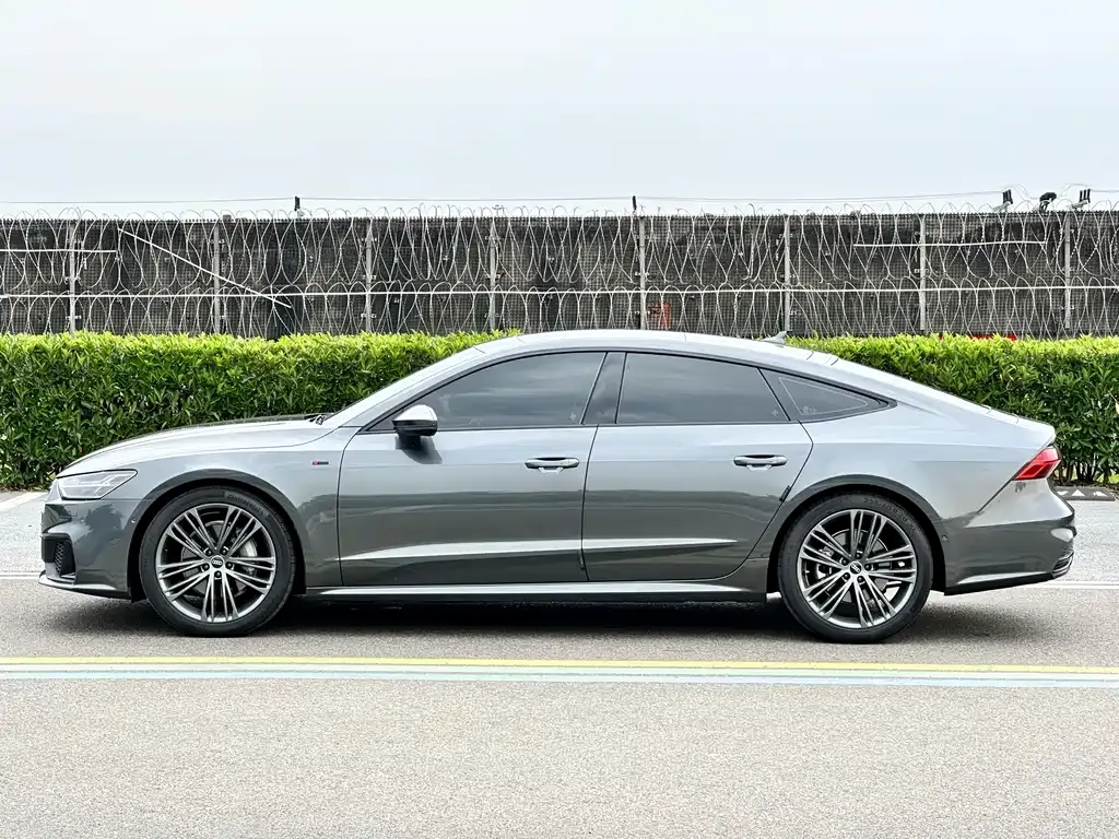 Audi A7 — фото 6