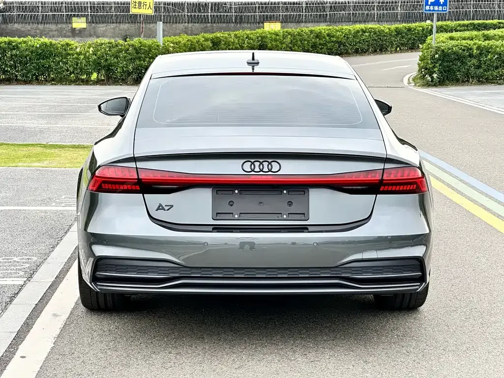 Audi A7 — фото 10