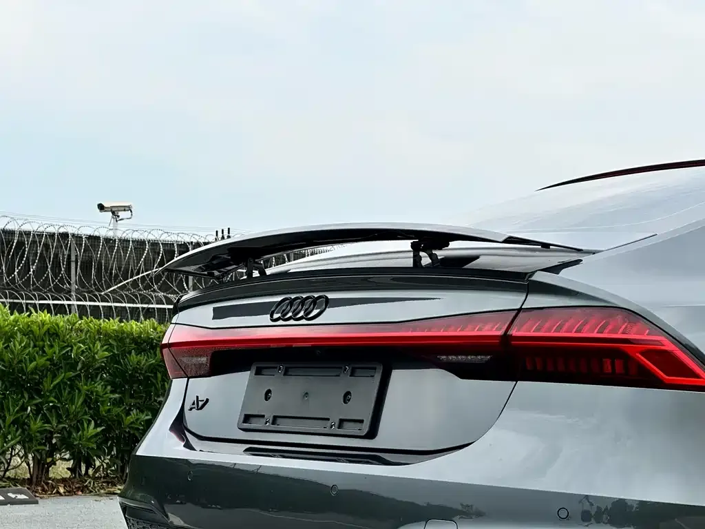 Audi A7 — фото 2