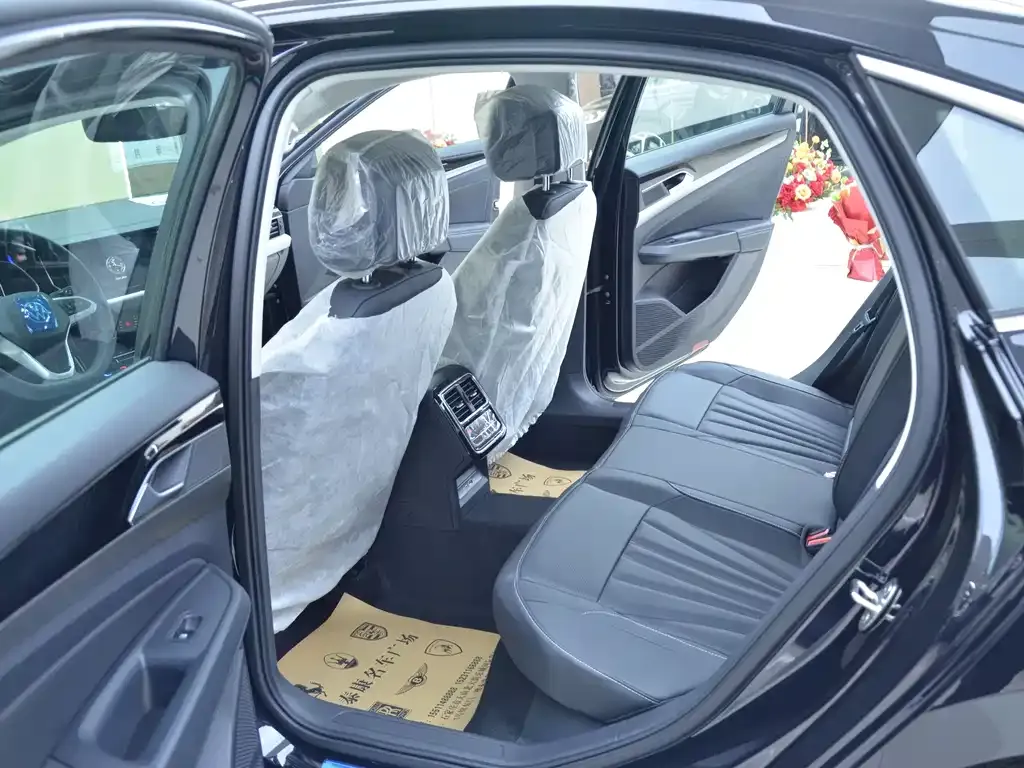 Volkswagen Passat — фото 6